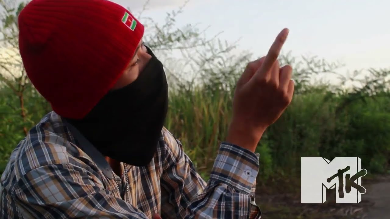 ASHGANG.SR - LELIJKE JAVAANSE MEISJES (Hoogspanningskabel) (Official Music Video)