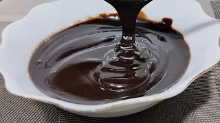 صوص الشوكولاتة الاقتصادي في دقيقتين وبدون خلاط بمكونات بسيطة لتزيين جميع أنواع الكيك Chocolate sauce