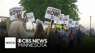 Allina doctors PAs NPs stage first-ever informational picket