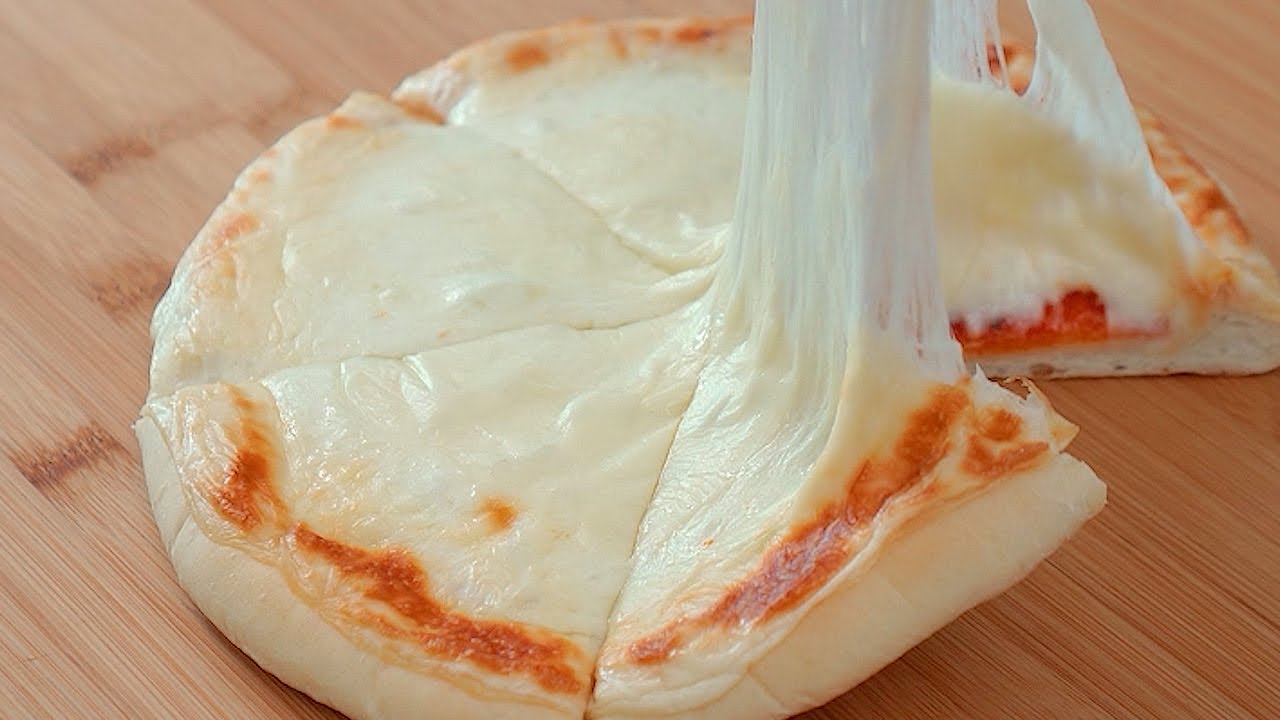 치즈 피자 만들기 (맛있는 피자 도우와 쉽게 토마토 소스 만드는 법 | Homemade Cheese Pizza | Pizza dough & Tomato Sauce Recip