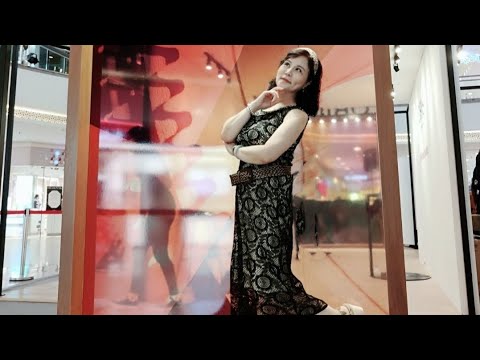 谈情说爱(郑秀文/叶蒨文)       作词：潘源良/周礼茂         作曲：杨奇昌                  编曲：Randall Lipford   by Laura Lee(LL)