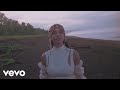 Debi Nova, Fer Casillas - Luciérnagas (Official Video)