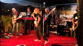 FEBIANS-Demi Cinta Ini