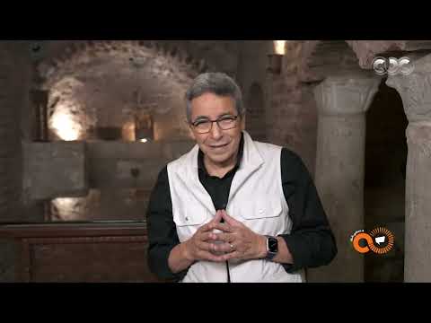 كامل العدد ونحكي كمان المغارة المدهشة في كنيسة أبو سرجة هنا اقام السيد المسيح