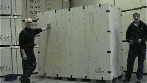 Collapsing a large reusable Clip-Lok box