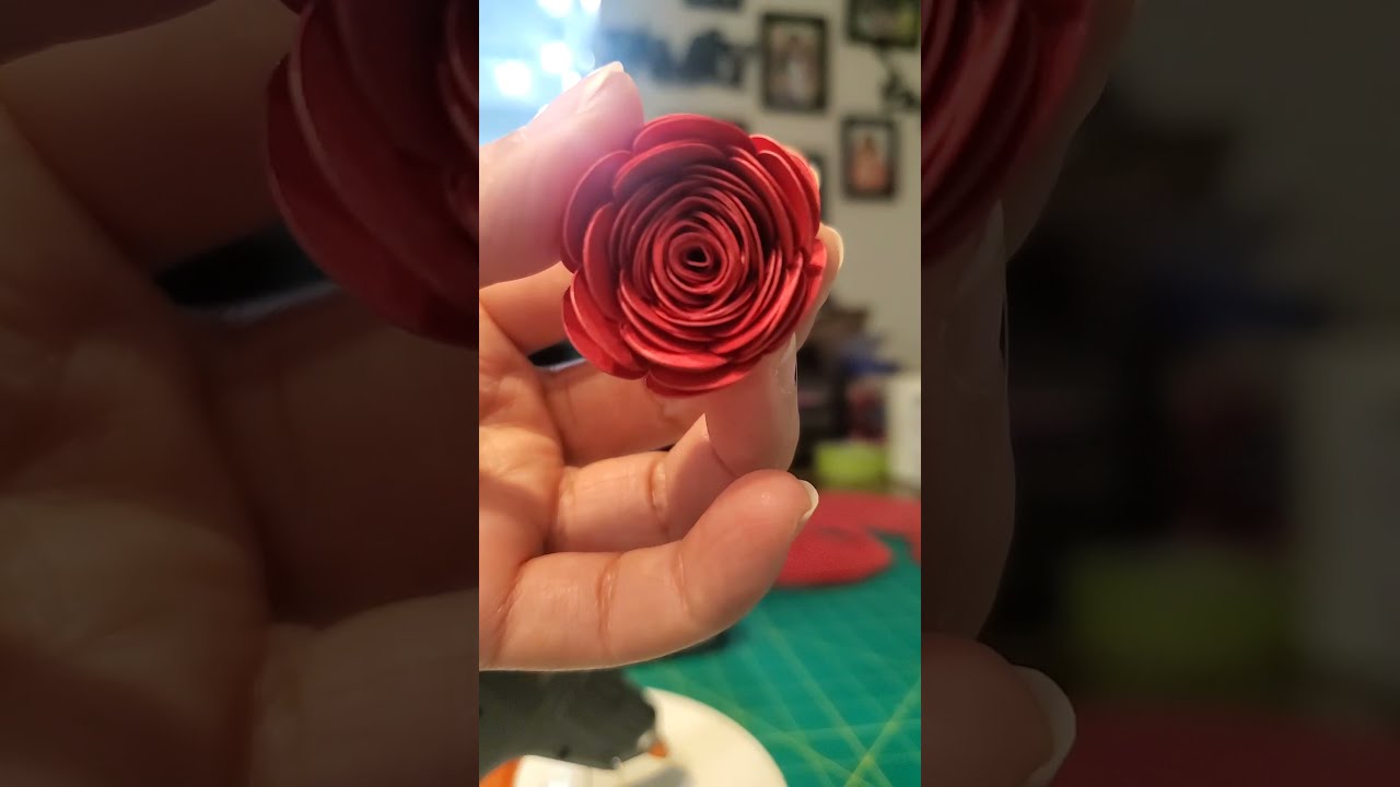 roll paper flowers faster using hand drill