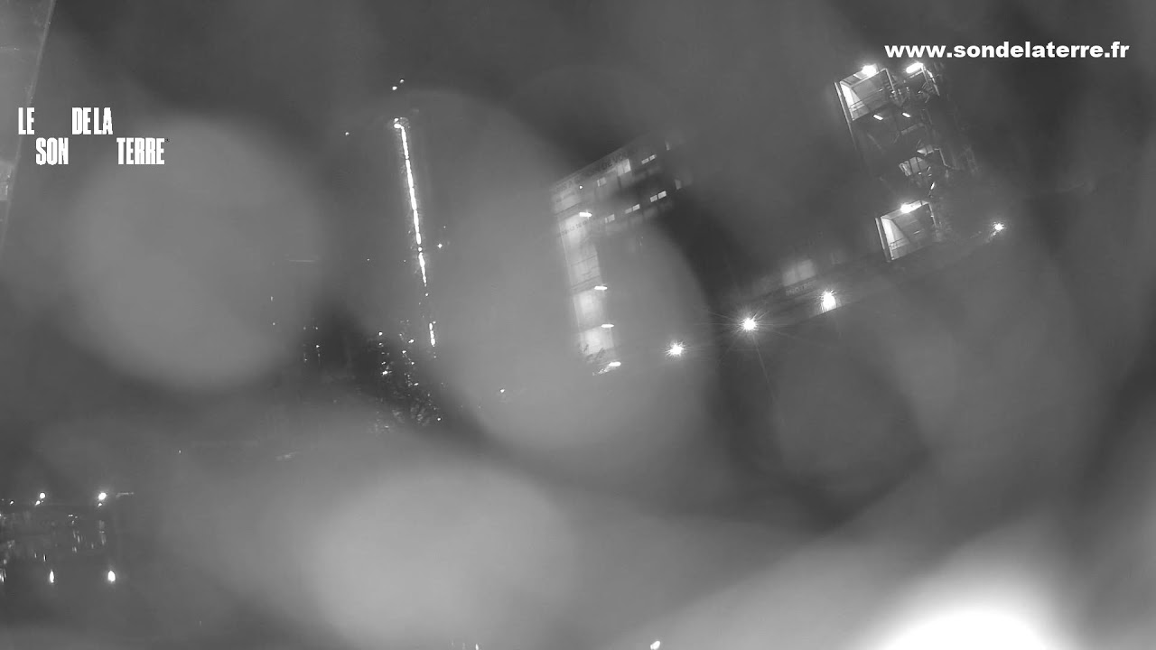 Live Webcam Paris – Seine & Notre-Dame from Le Son de la Terre Boat — Paris, Île-de-France live camera thumbnail