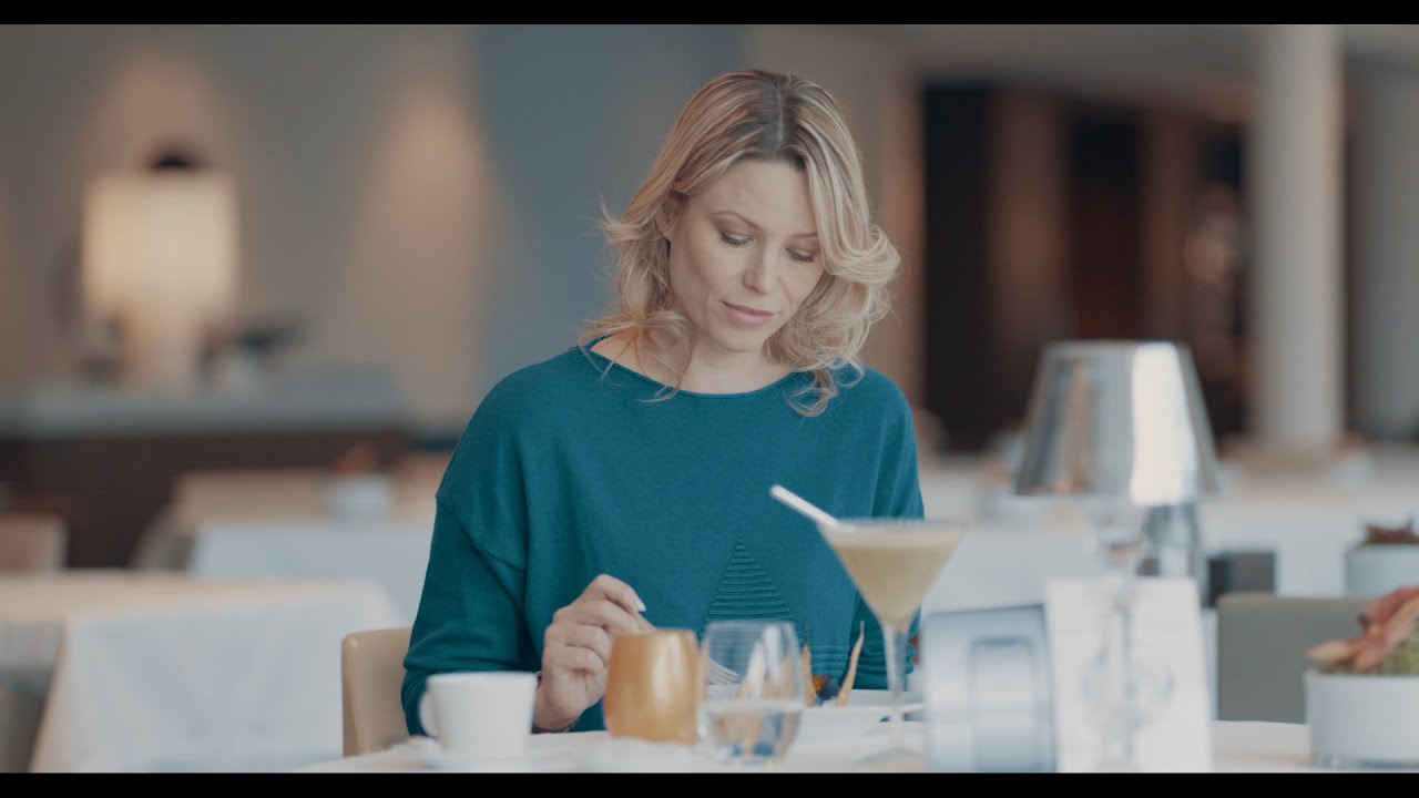 Descubre el nuevo programa Máster Detox de Clinique La Prairie con Kiera Chaplin