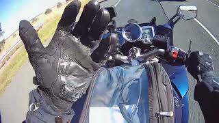 yamaha fjr 1300a ridding with the alpinstars r  helment on the way to perth