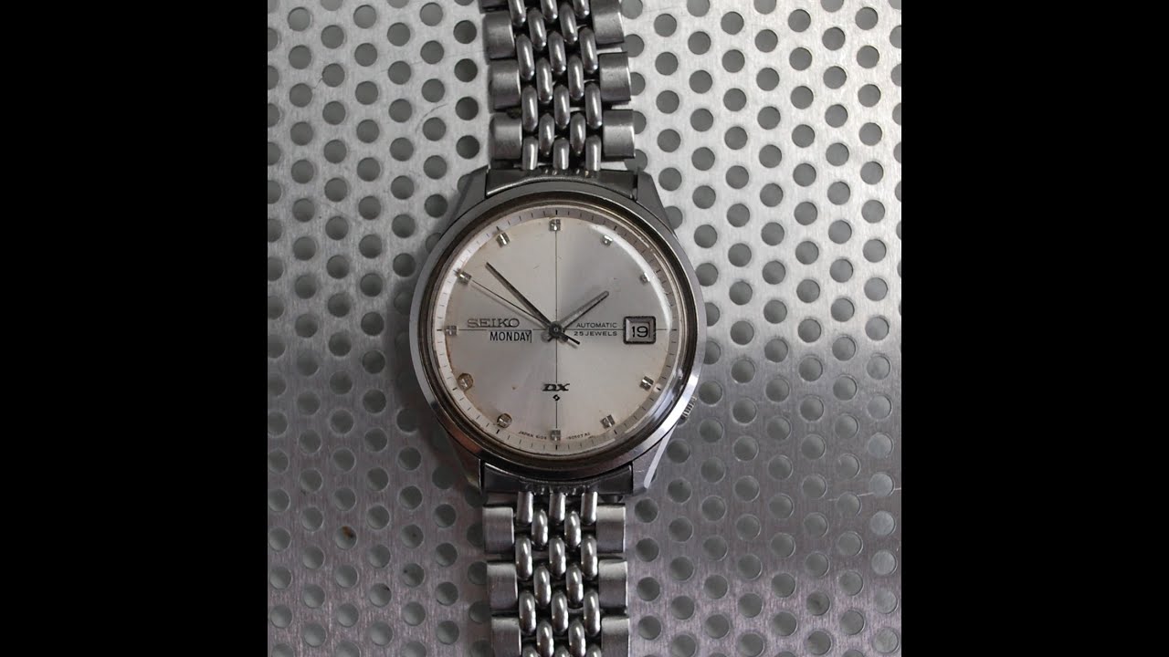 1968 Seiko Sealion M55 DX men's vintage watch with beads of rice bracelet.  Model reference 6106-8040 - YouTube