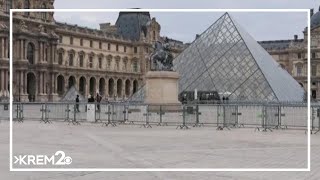 Thieves steal crown jewels in 4 minutes from Louvre Museum