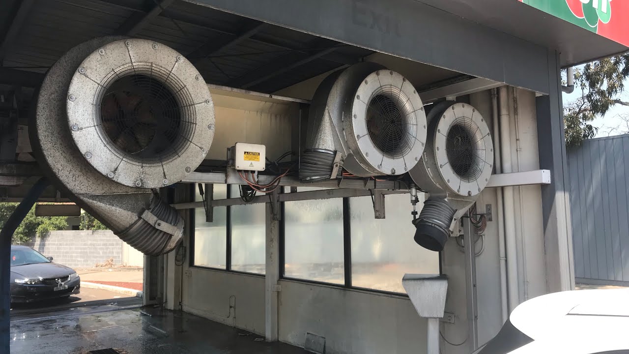 Ryko Liberty with working Slimline Air Dryers at Mobil with 7Eleven in