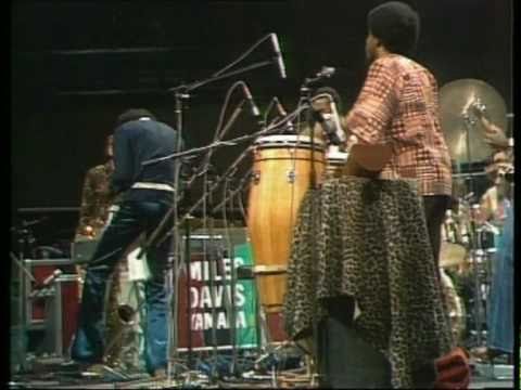 Miles Davis - Turnaroundphrase (November 3 1973, V...