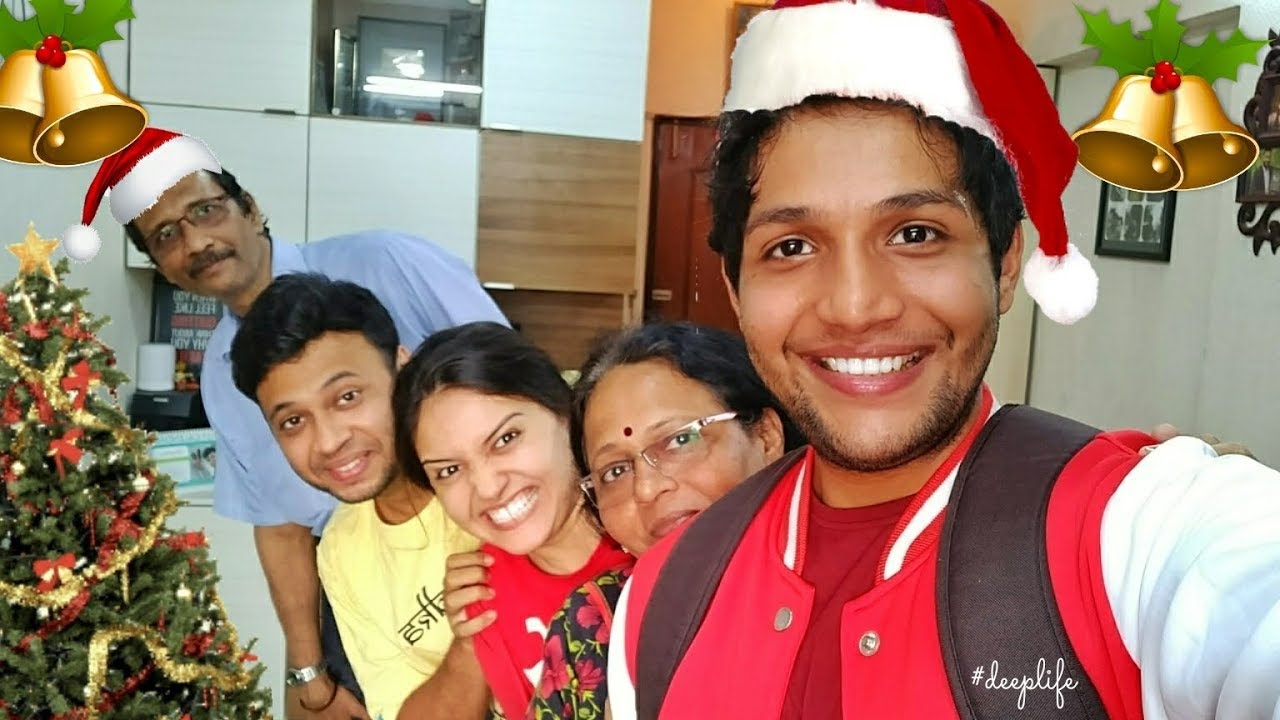 SURPRISING MY FAMILY WITH CHRISTMAS GIFTS ! 