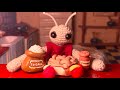 beetle friend makes you apple pie ASMR 🍎🥧