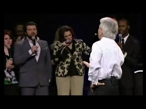 Benny Hinn sings "HOLY GROUND" - Benny Hinn sings "HOLY GROUND"