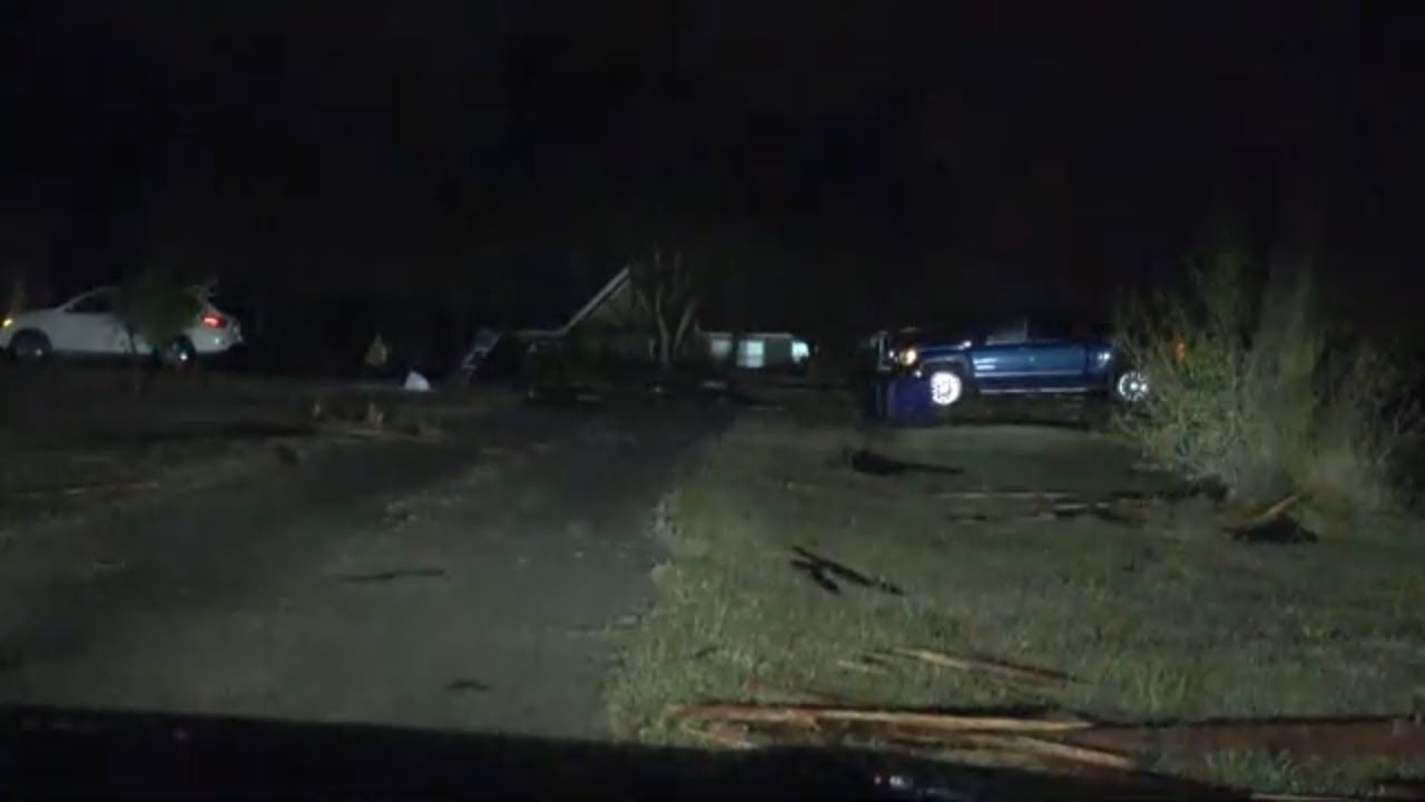 Tornado damage seen in Oklahoma City - YouTube