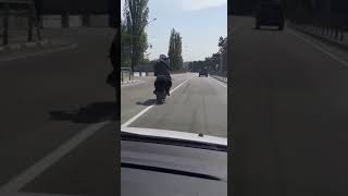 Опять выебывается 😀🏍