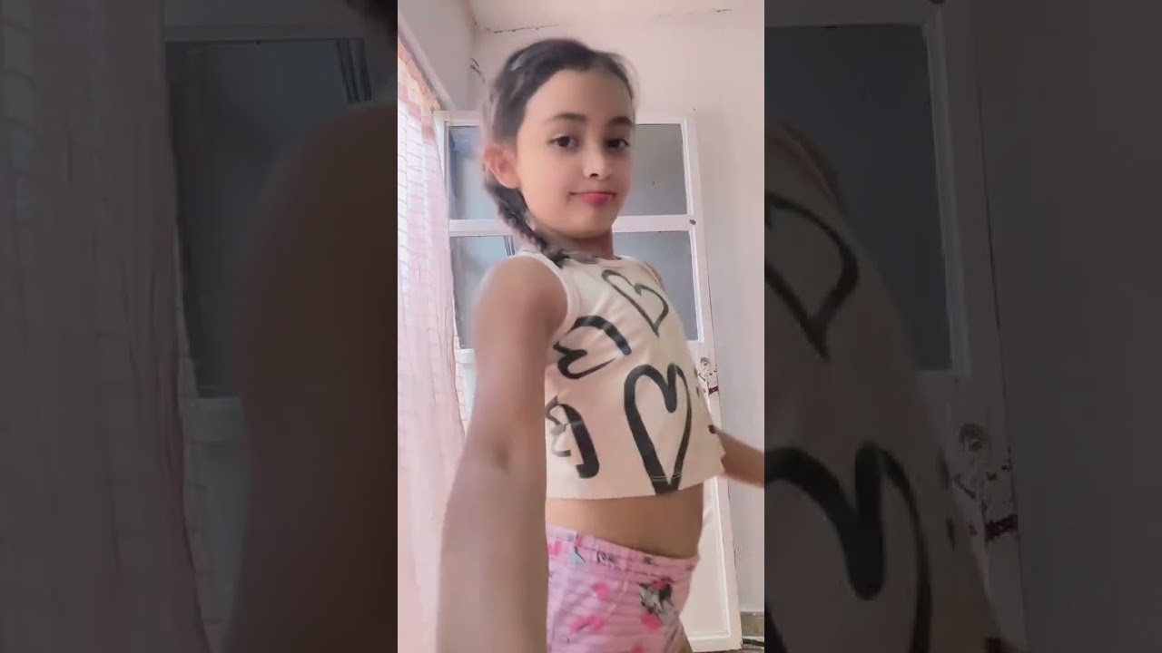 menina dancando (bio)