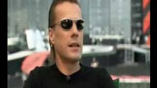 U2 interview in Brussels 2005 (part 1/2)