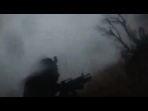 Türk askerinin , kask kamerasıyla sızma yapan pkklıyı vurma anı 3 - Jöh Pöh operasyon çatışma anı