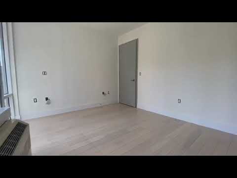 109 Gold Avenue A Line