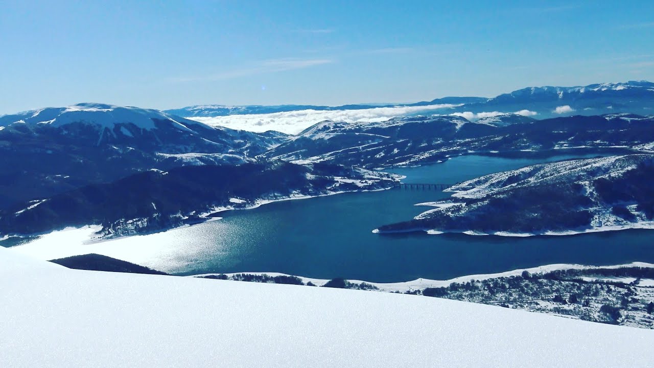 Colle del Vento, monte di Mezzo dal lago Campotosto, 4K fdr ax53
