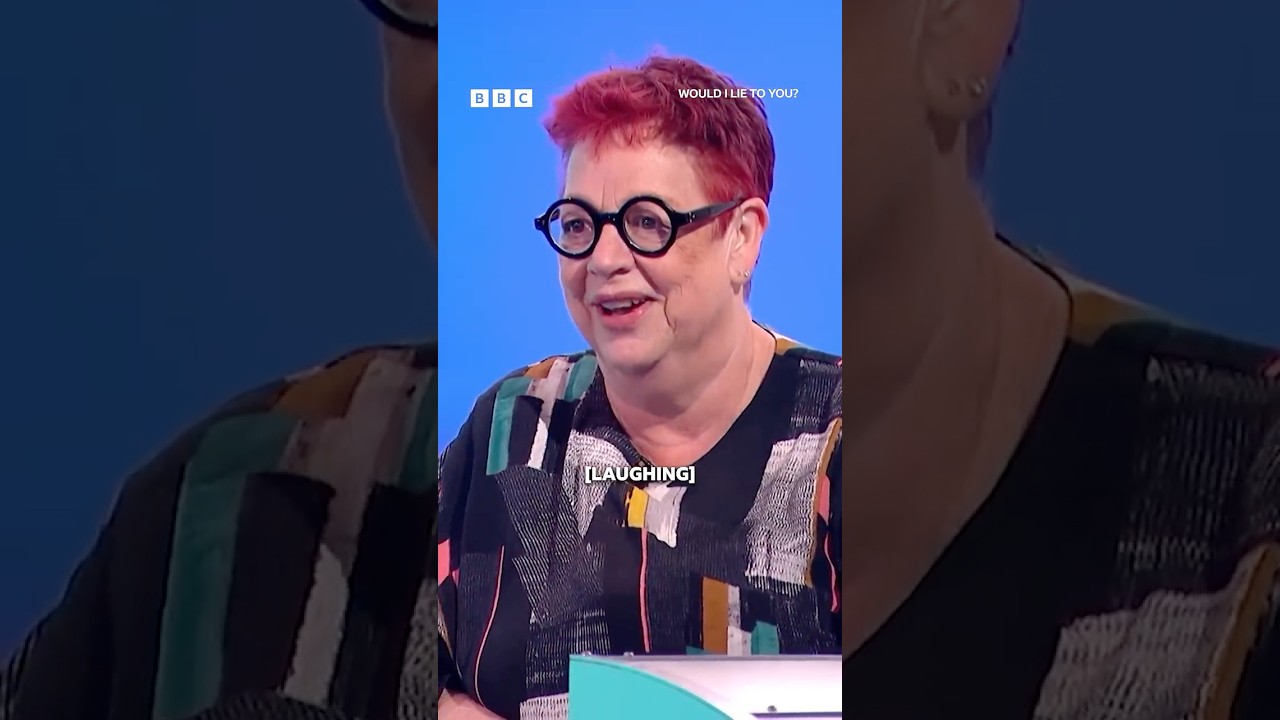 Oh to be a fly on the wall at Wendy's retirement party! 😭 #wouldilietoyou #jobrand #comedyshorts