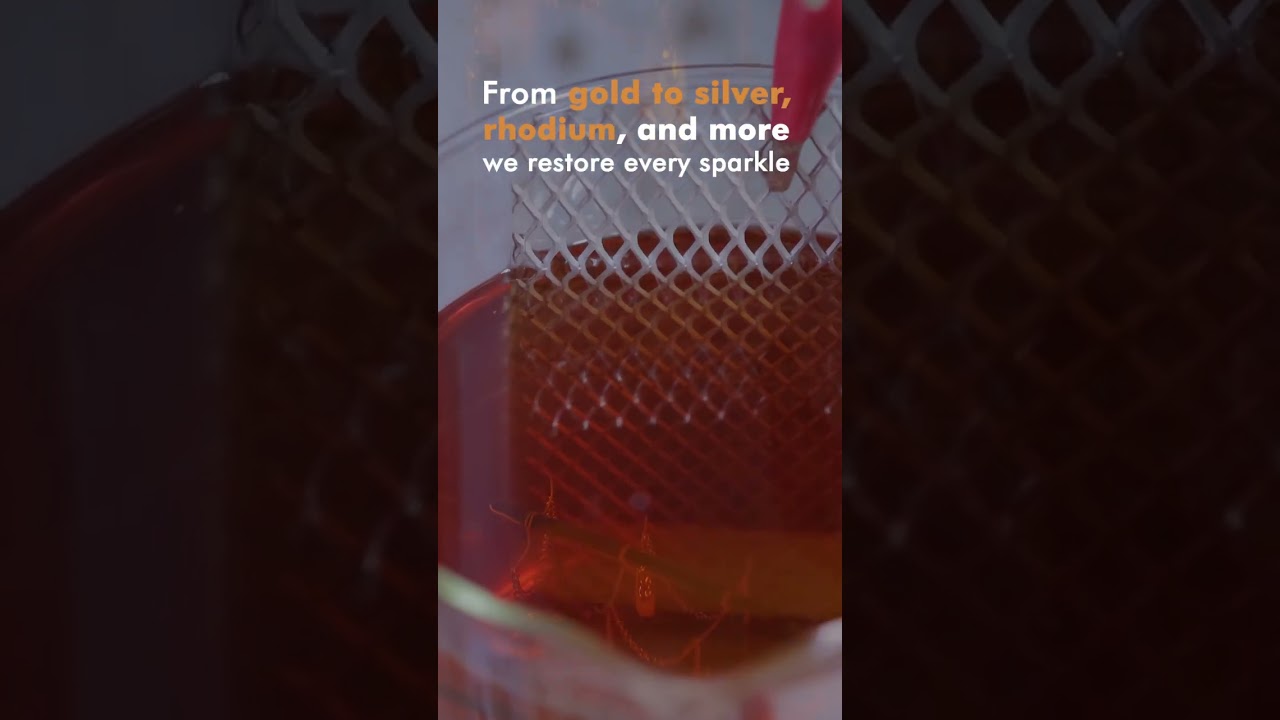 We deliver top-tier jewelry plating services with a vibrant, like-new shine 