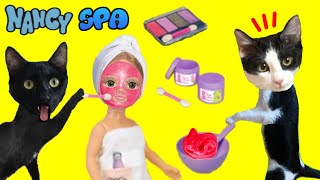 Laia y Ana probando un día de Spa Nancy con gatos Luna y Estrella y la familia / Videos de familias