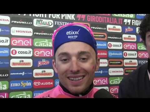 Gianluca Brambilla festeggia il secondo giorno in maglia rosa al Giro d'Italia 2016