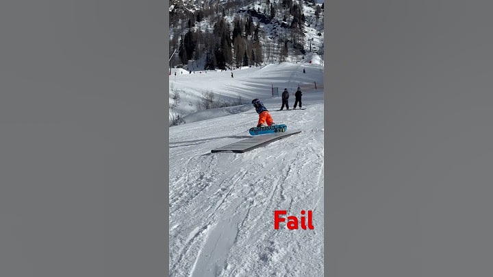 Skoro som si zlomil ruku☹️😳 #snowboarding #snowpark #viral #viralvideo #austria #kids #kidsvideo