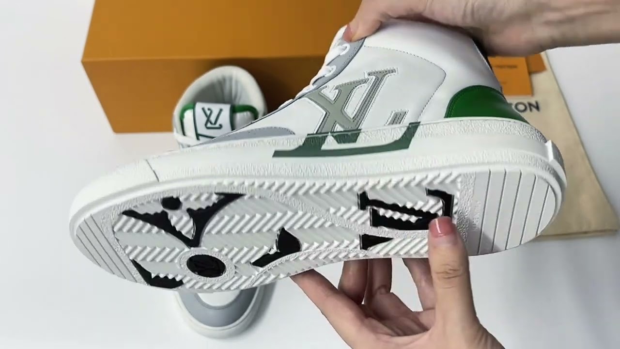 Replica Louis Vuitton Charlie Sneakers In White Leather With Black