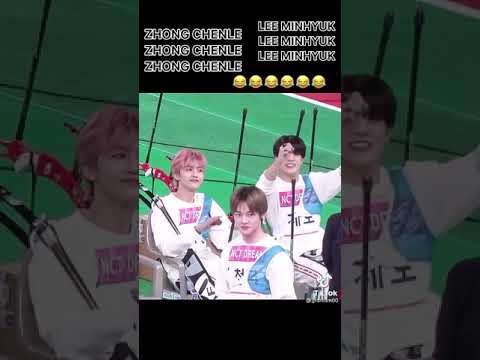 NCT Chenle ang MONSTA X Minhyuk cheering fans in ISAC