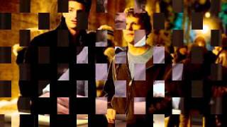 The Social Network ( SoundTrack ) - A Familiar taste