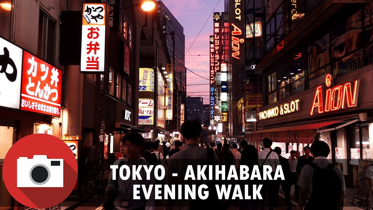 Walking around Akihabara 秋葉原 Tokyo at night. Asus Zenfone 5Z. 4K