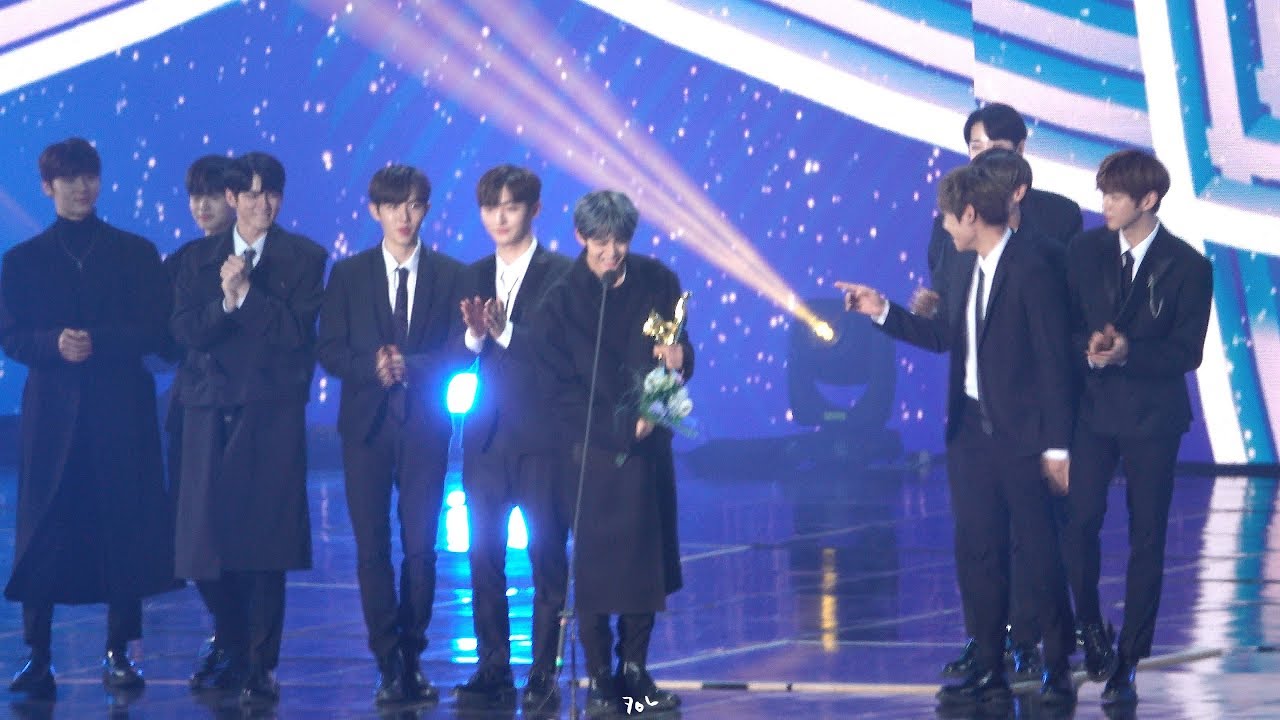 190105 골든디스크어워즈 - 베스트 남자그룹 수상(WANNA-ONE focus)