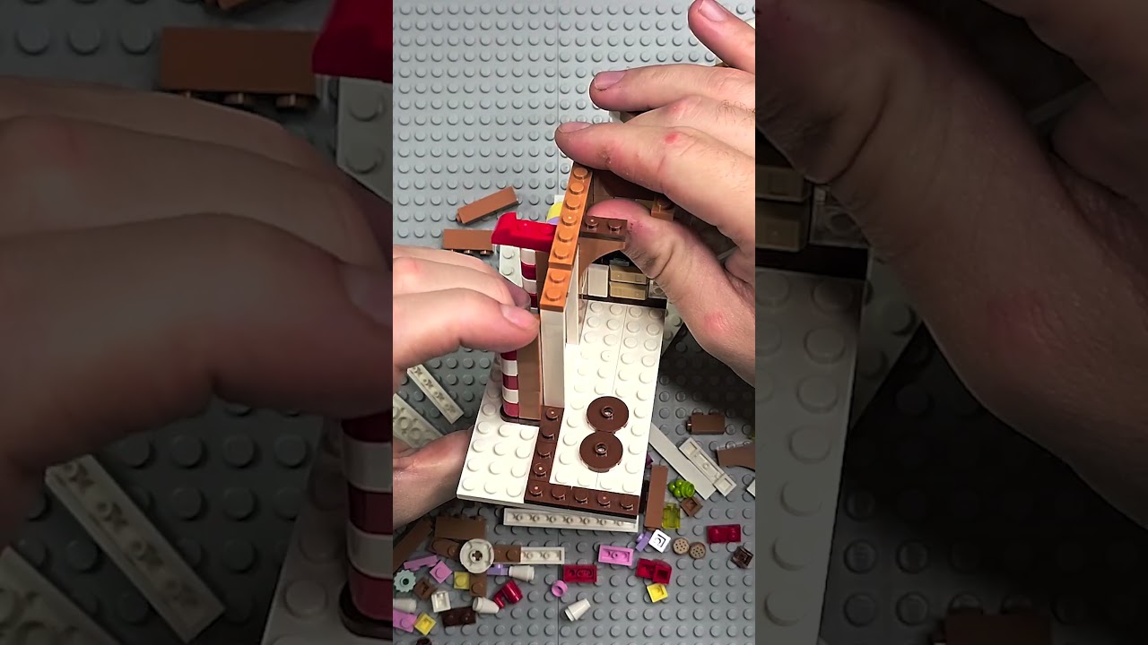 LEGO 40809 Festive Gingerbread House
