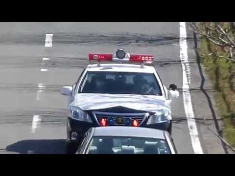 速度違反車両をサイレン クラクション連打で追尾する0系クラウンレーダーパトカー Youtube