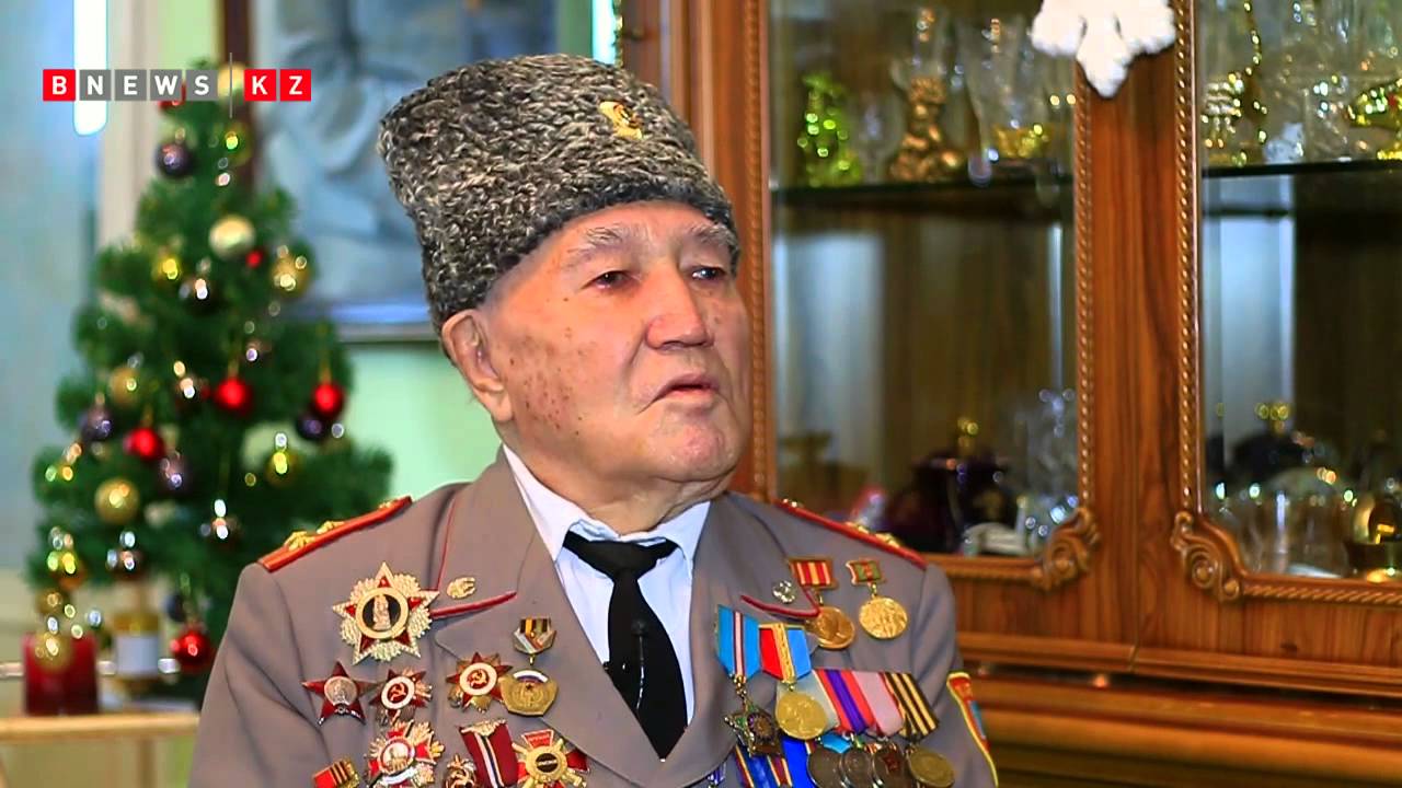 Ветеран ВОВ Орынгали Есенгазиев Мы обязаны показать пример и пользоваться опытом отцов и дедов, защ