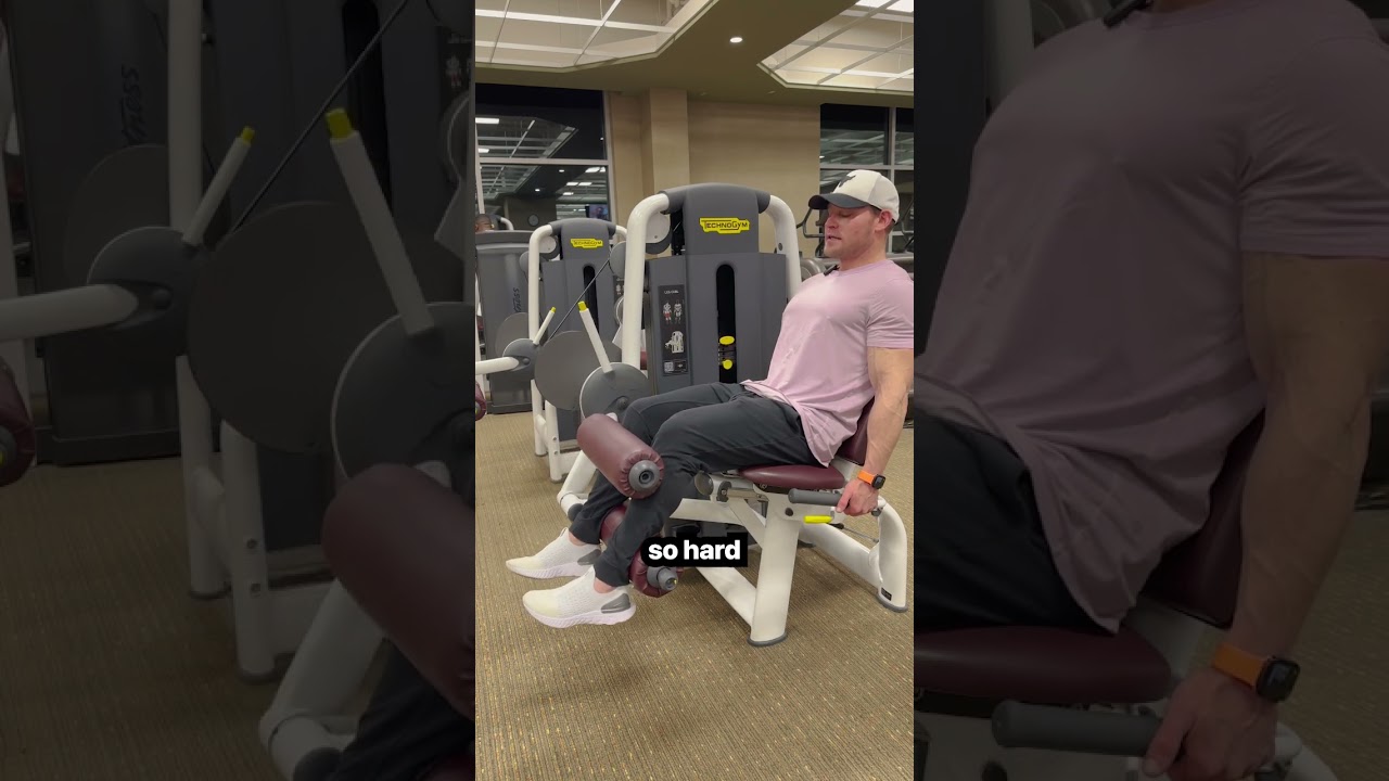 Советы по тренировкам: как выполнять сгибание ног сидя #подколенныесуставы