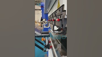 Electric press brake #longbo #machine #pressbrake #factory #bendingmachine #cnc#longbo #bending