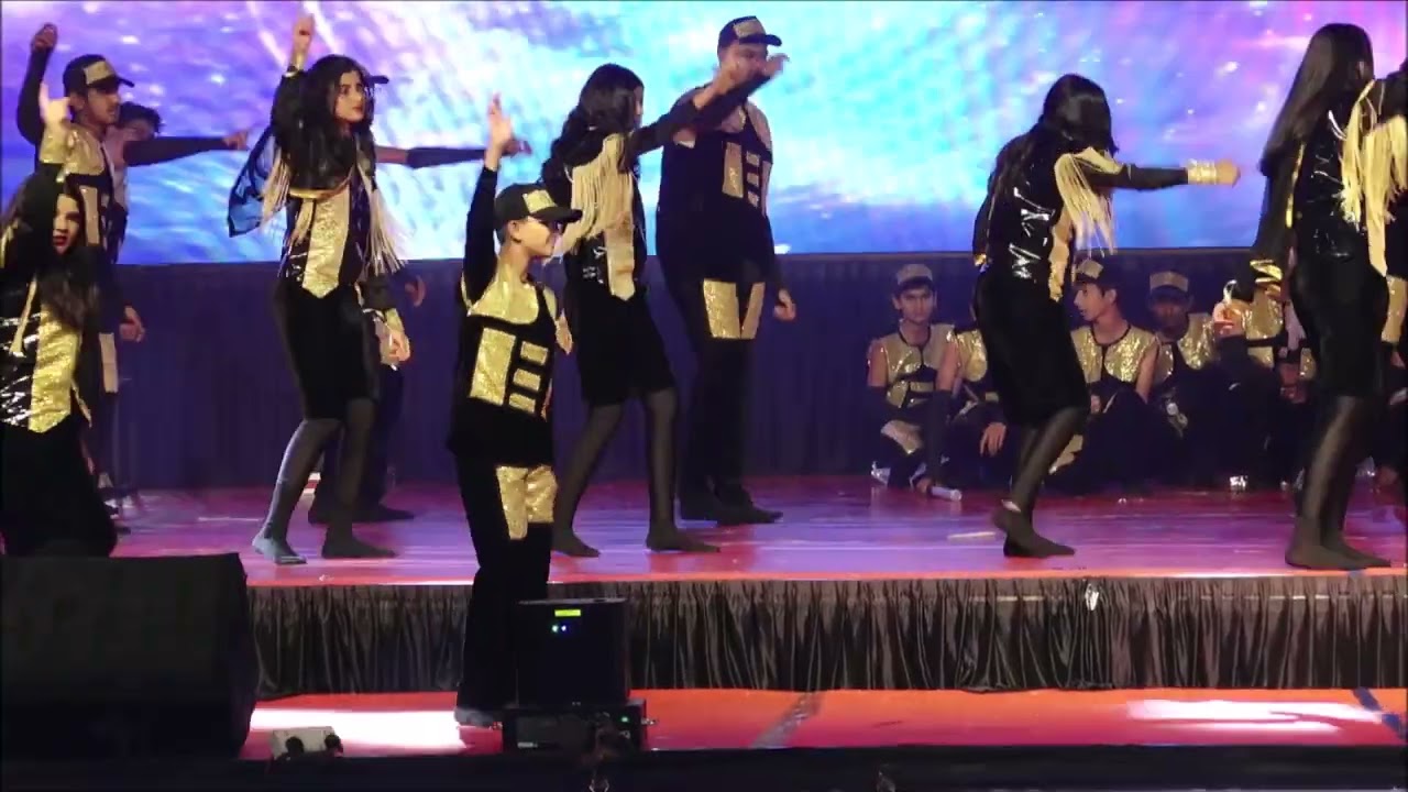 SVKM SCHOOL DHULE  ANNUAL DAY DANCE PERFORMANCE GRADE IX A & IX B 2025