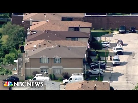 Faa investigates after emergency plane slide lands in chicago neighborhood