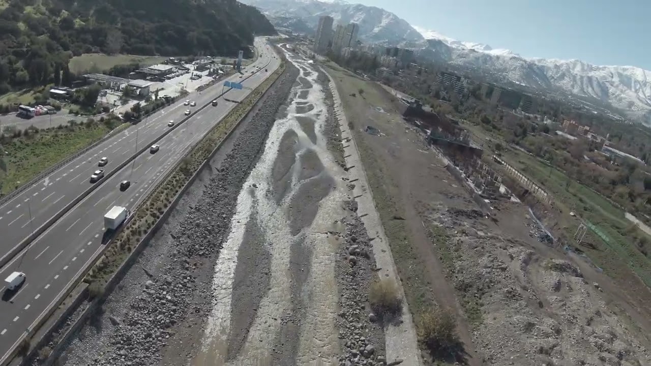 Vuelo Sobre Santiago Nevado