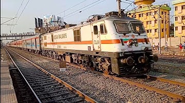 12382 new delhi howrah poorva express 😱😱😱speed.130kmph dankuni jn