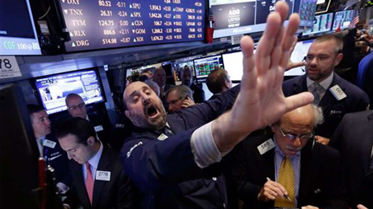 In Shortened Trading Week, Economic Data Takes Center Stage