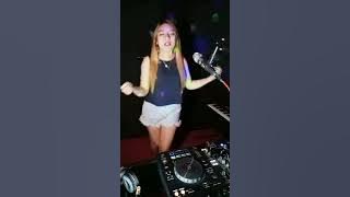 Sakit Dalam Bercinta || DJ Rere Monique || Goyang Nyan Bikin Melintir