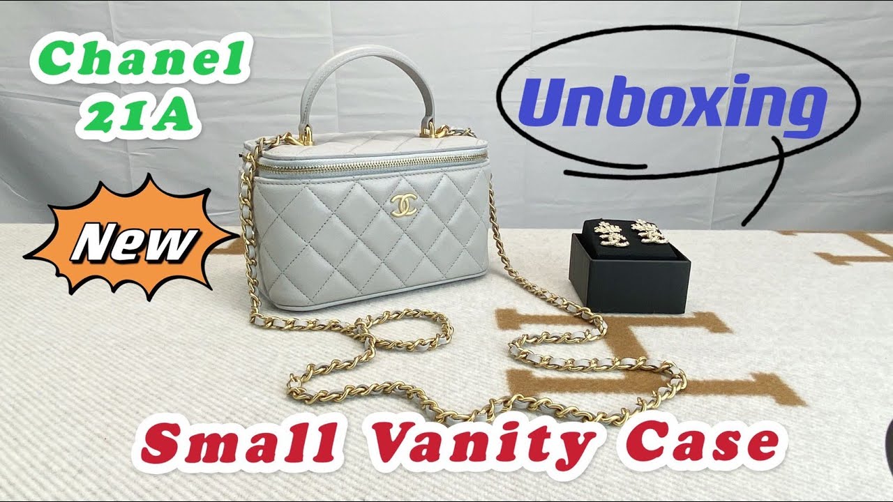 Unboxing! Chanel 21A Grey Lambskin Small Vanity Case with Chain, Matte Gold  Hardware 