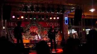 Watch Jill Cunniff Warm Sound video